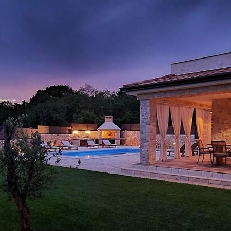 Villa Lulu Kamena Villa S Maslinikom Otok Krk Dobrinj Selo Gostinjac Krk Town Exteriér fotografie