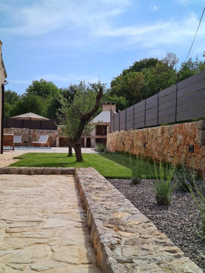 Villa Lulu Kamena Villa S Maslinikom Otok Krk Dobrinj Selo Gostinjac Krk Town Exteriér fotografie