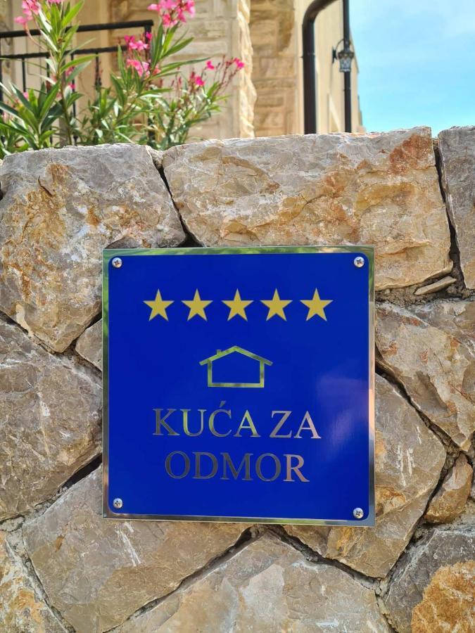 Villa Lulu Kamena Villa S Maslinikom Otok Krk Dobrinj Selo Gostinjac Krk Town Exteriér fotografie