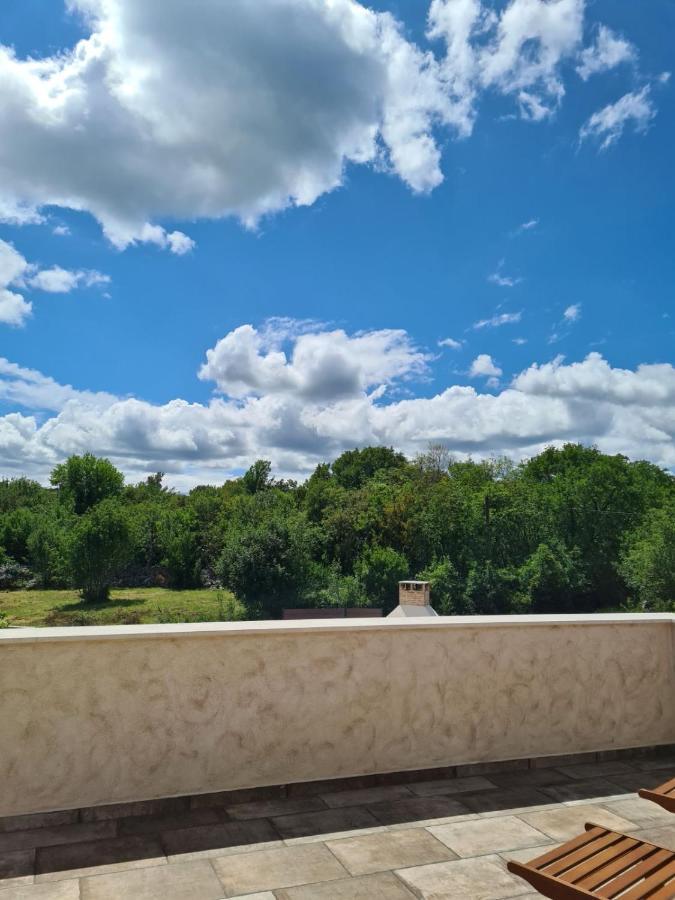 Villa Lulu Kamena Villa S Maslinikom Otok Krk Dobrinj Selo Gostinjac Krk Town Exteriér fotografie
